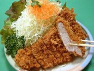 ジャンボヒレかつ定食330g